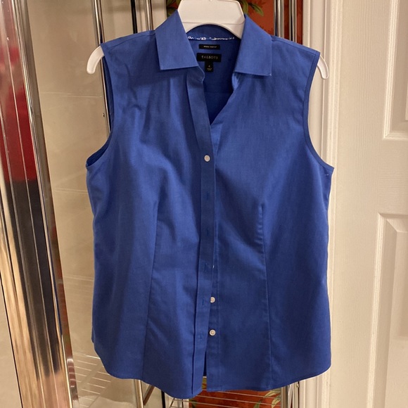 Wrinkle resistant size 4 sleeveless button down shirt. Like new! - Picture 1 of 4